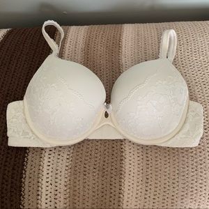Victoria’s Secret Perfect Shape Bra